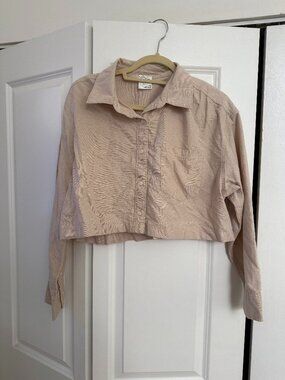 Offline by aerie Cropped Button-Down Shirt in Light Beige S